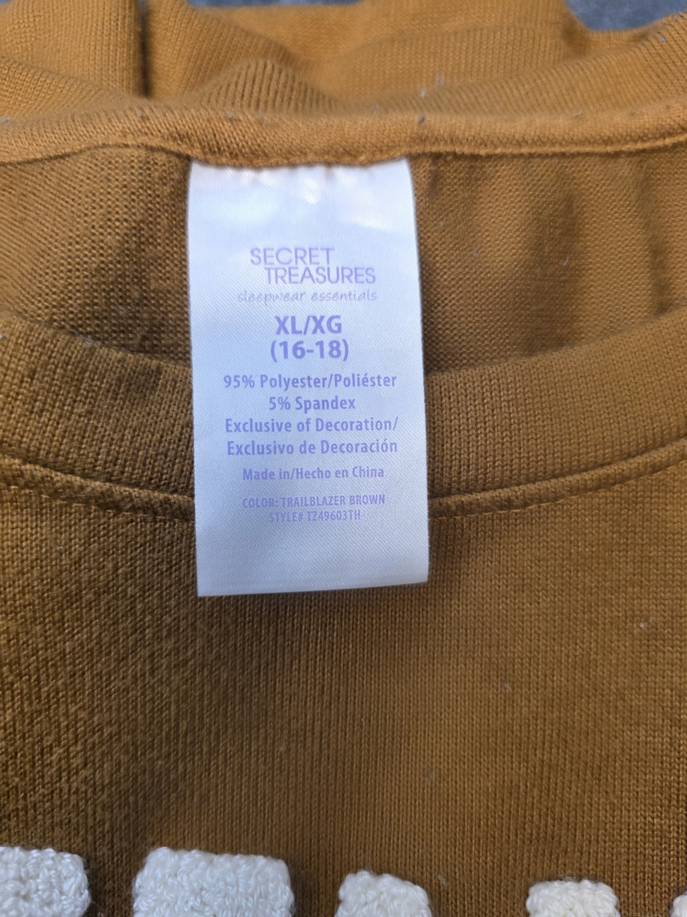 Secret Treasures Brown Feelin' Good Long-Sleeve Pullover - Picture 3 of 4